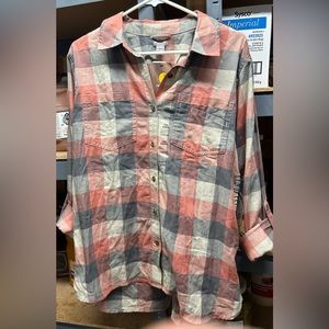Womans carhartt flannel